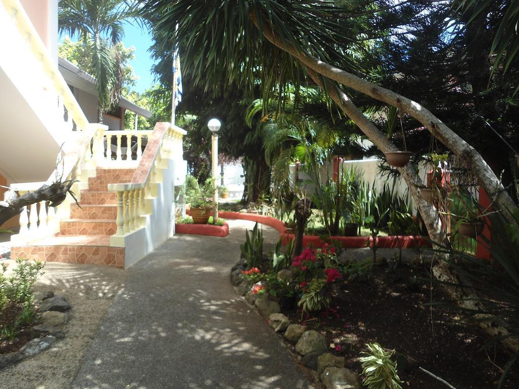 Menchu'S Pension House Panglao Bagian luar foto