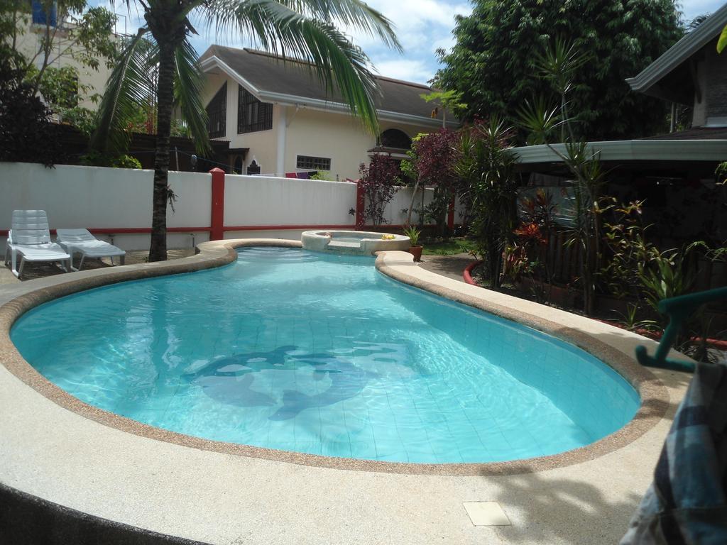 Menchu'S Pension House Panglao Bagian luar foto