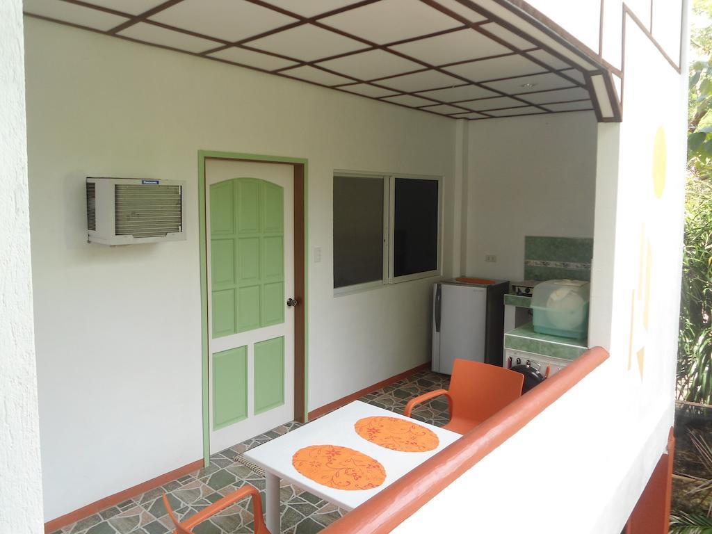 Menchu'S Pension House Panglao Bagian luar foto