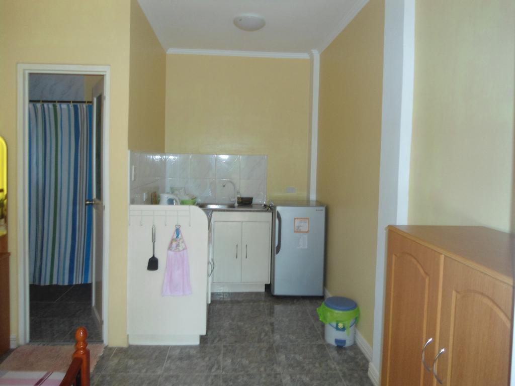 Menchu'S Pension House Panglao Bagian luar foto